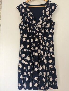 Ivanka Trump Dress Women's Med L Blue Floral Summer Capped Sleeves Midi Stretch